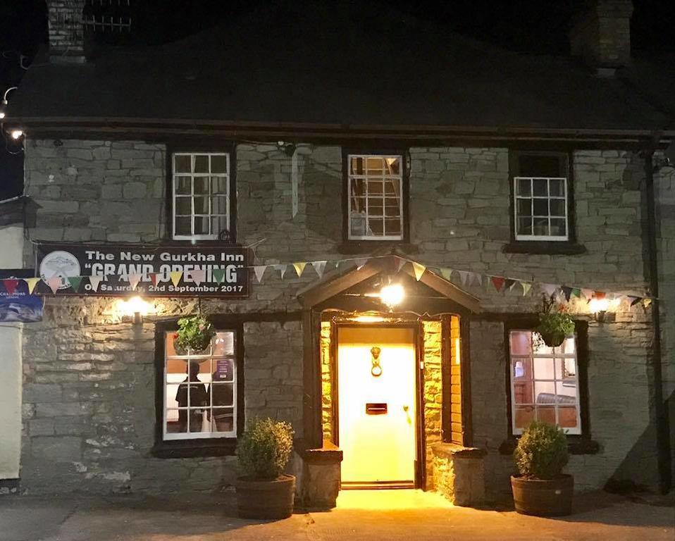 New Gurkha Inn Brecon Ngoại thất bức ảnh