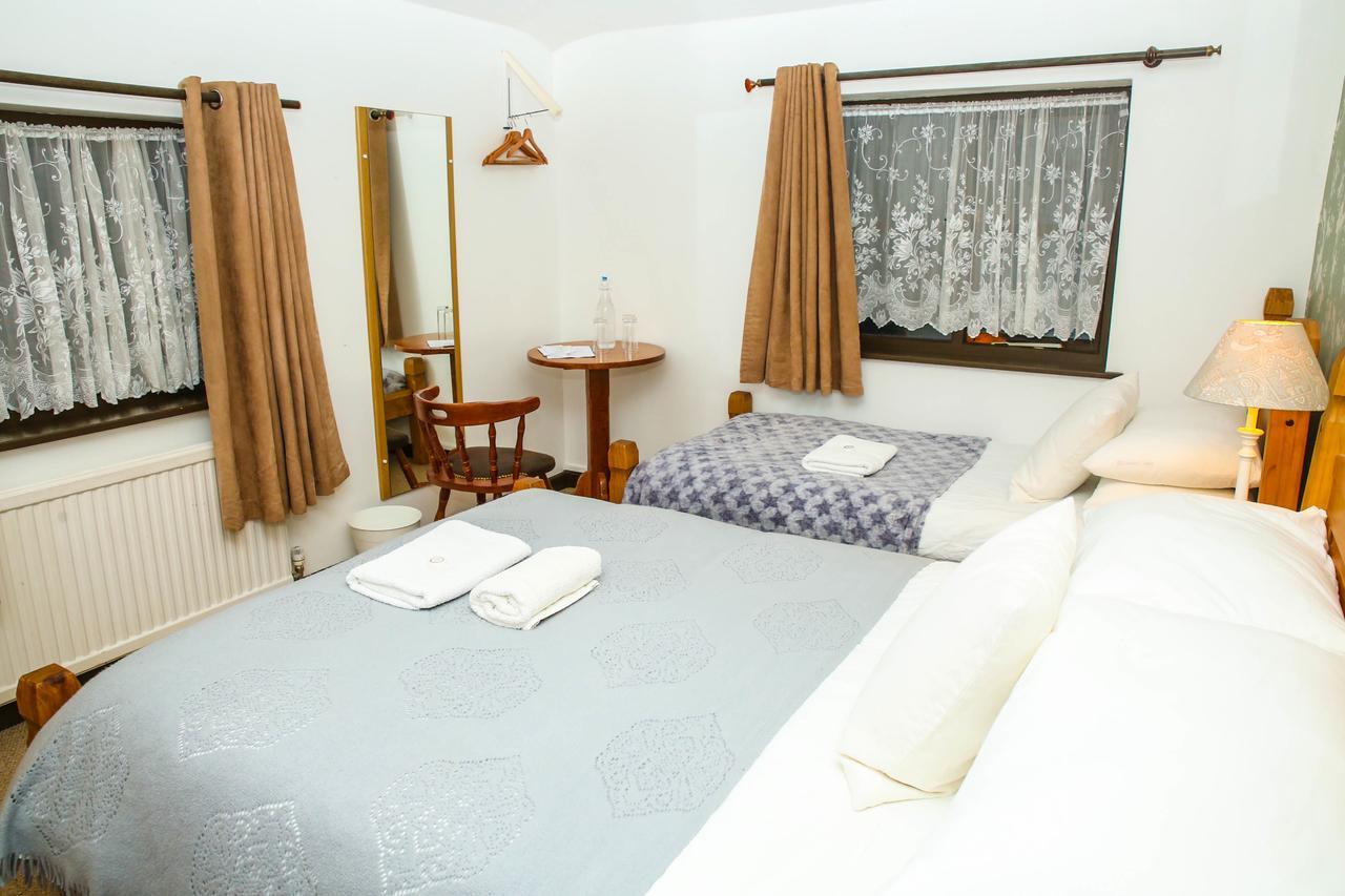New Gurkha Inn Brecon Ngoại thất bức ảnh
