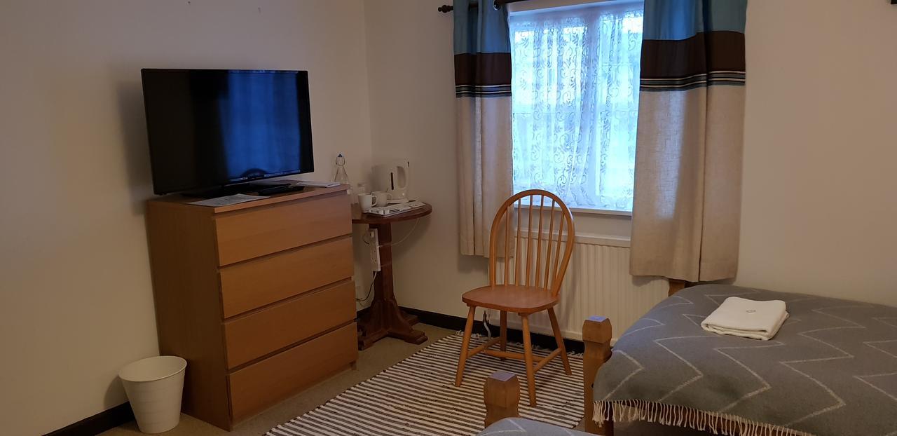 New Gurkha Inn Brecon Ngoại thất bức ảnh